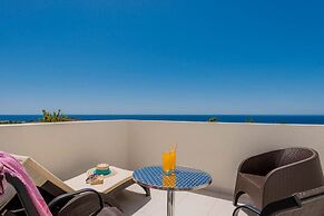 Eagles Nest Hotel