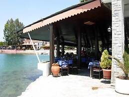 Hotel Lefkadi
