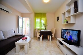 Lastura Aparthotel & Mobile Homes