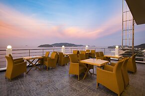 Majestic Star Hotel
