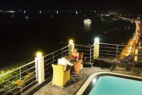 Majestic Star Hotel