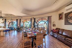 Casa Kootenay Waterfront BnB