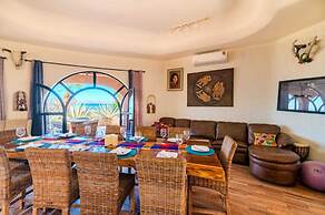 Casa Kootenay Waterfront BnB