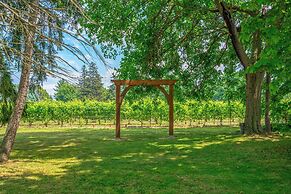 Vineyard Villa Bed & Breakfast