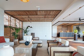 Kouros Palace Active Lifestyle Hotel