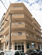 Kronos Hotel