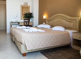Kronos Hotel