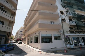 Kronos Hotel
