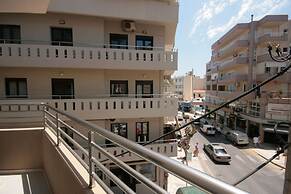 Kronos Hotel