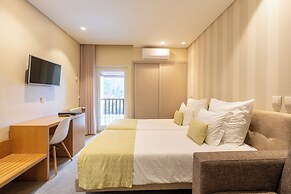 Adelaide Hotel