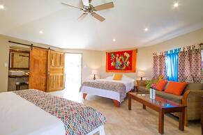 Hotel Tamarindo Village