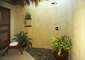 Hotel Tamarindo Village