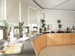 Atlantis Hotel