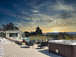 Pinares Panorama Suites & Spa