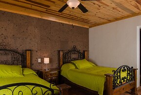 Hotel Cascada Inn
