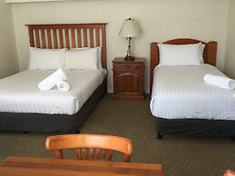 Aberdeen Motor Inn