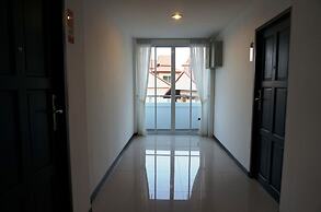 TH Beach Hotel