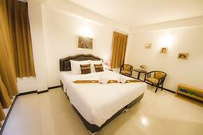 TH Beach Hotel