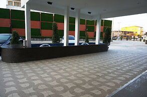 TH Beach Hotel