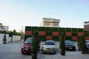 TH Beach Hotel