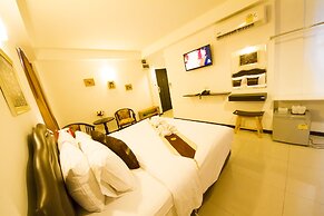TH Beach Hotel