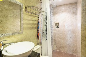 Hoang Trinh Hotel
