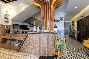 Hoang Trinh Hotel