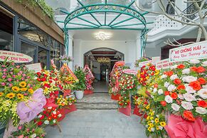 Hoang Trinh Hotel