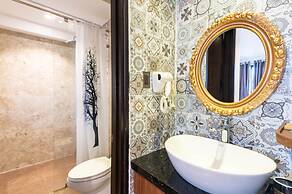 Hoang Trinh Hotel