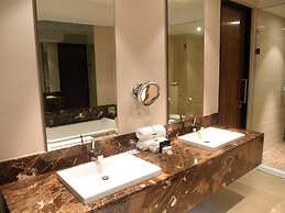 The Royal Marang Hotel