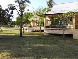 Jinta Beach Bungalow