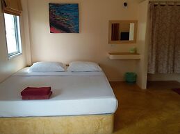 Jinta Beach Bungalow