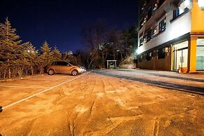 Carlsbed Motel