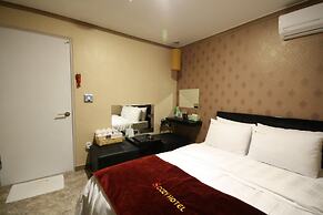La Feliz Hotel CSM