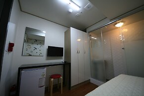 Star Guest House