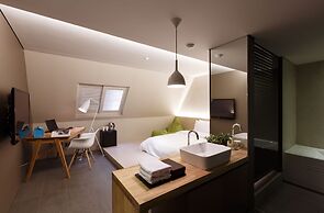 H Hotel Seocho