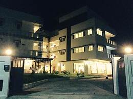 Siray House