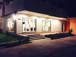 Siray House