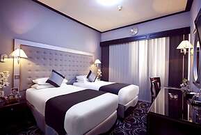 Broadway Hotel