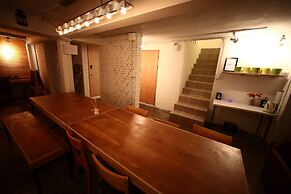 House740