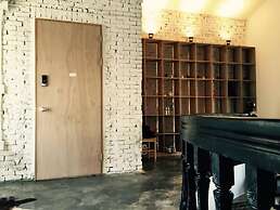 House740
