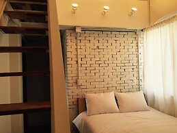 House740