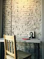 House740