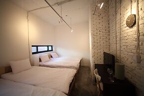 House740