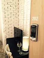 House740