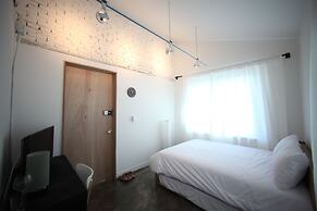 House740