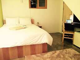 House740