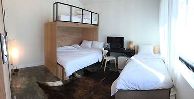House740