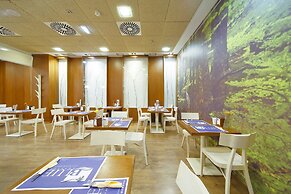 Hotel Santa Rosa, Blue Hoteles