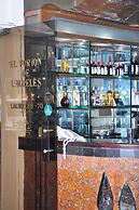 Hotel Laureles 70